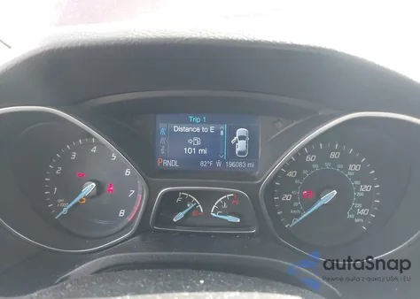 2013 Ford Focus Se z USA, uszkodzony, nr VIN 1FADP3K25DL374417